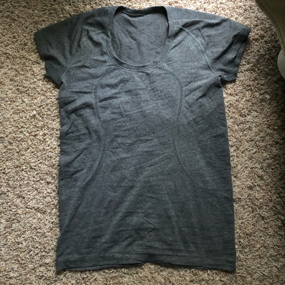 Lululemon Swiftly Tech Short Sleeve Top